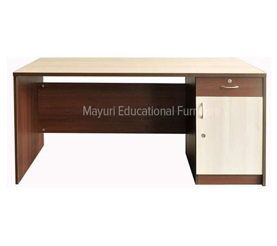 Teacher Desk/Table