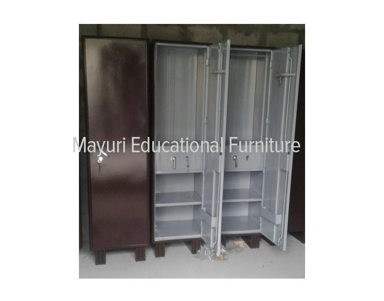 Hostel Almirah